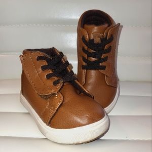 Kid's Shoes: Size 5, Wonder Nation
